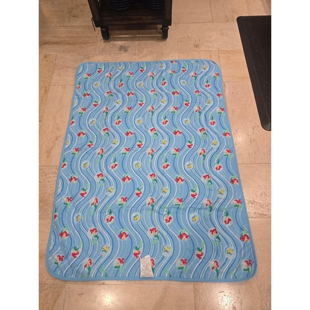 Disney‎ little mermaid comforter blanket vintage reversible 41x58